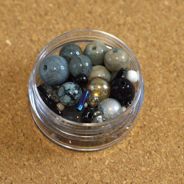 Ink & Stone Bead Soup, 20g Neutral Mixed Glass Beads
