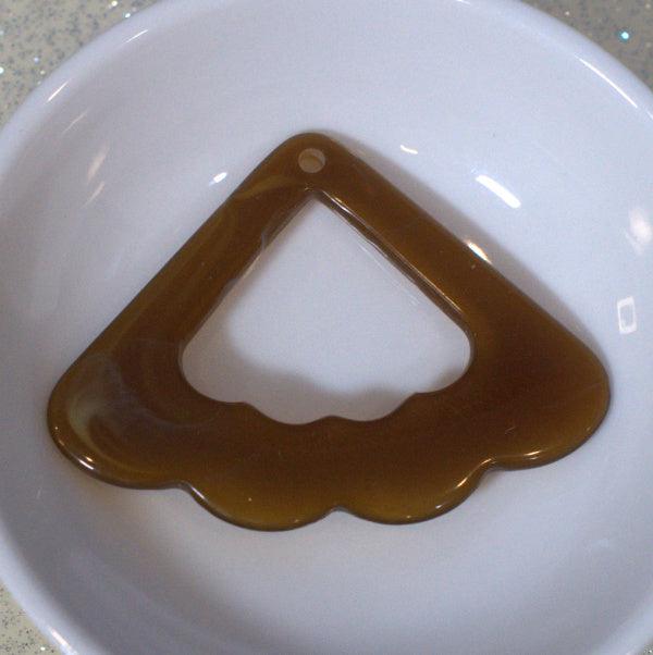 Caramel Swirl Faux Stone Large Scalloped Edge Acrylic Pendants - Humpday Beads