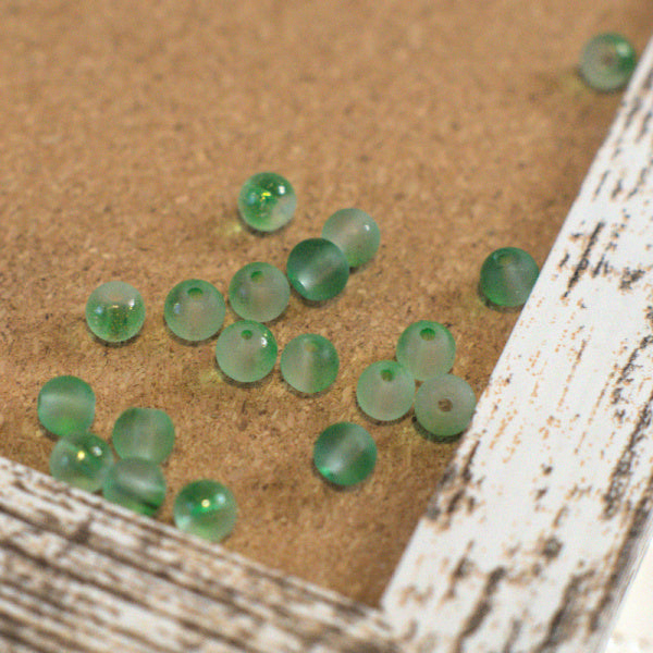6mm Two-Tone Glass Round Beads –  Half Matte & Gloss Grass Green