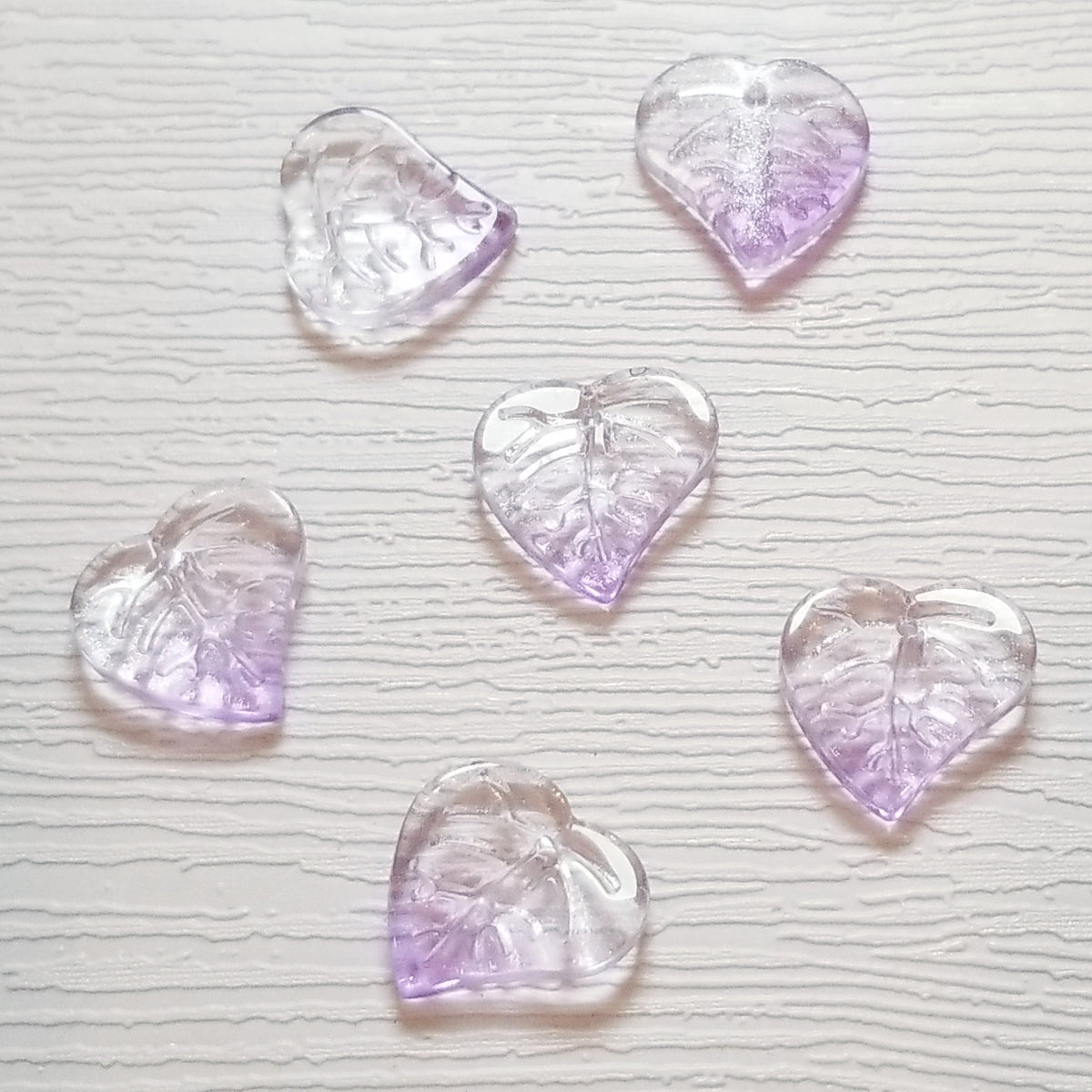 Six lavender ombré premium glass leaf heart beads