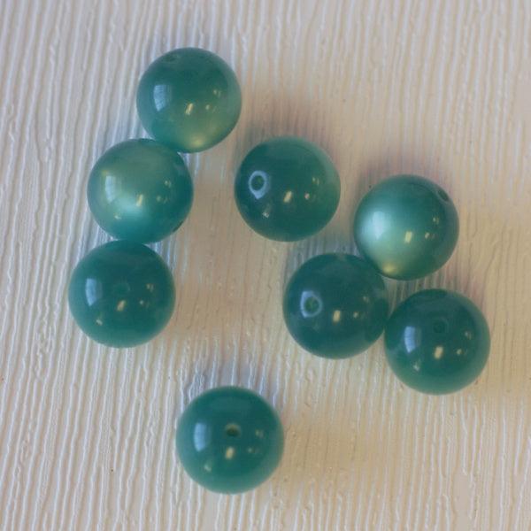 10mm Round Vintage Moonglow Lucite Beads - Green - Humpday Beads