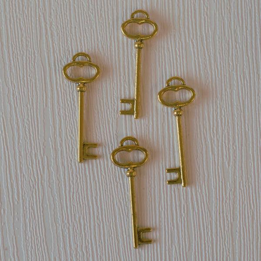 Large Skeleton Key Gold Metal Charms - Humpday Beads