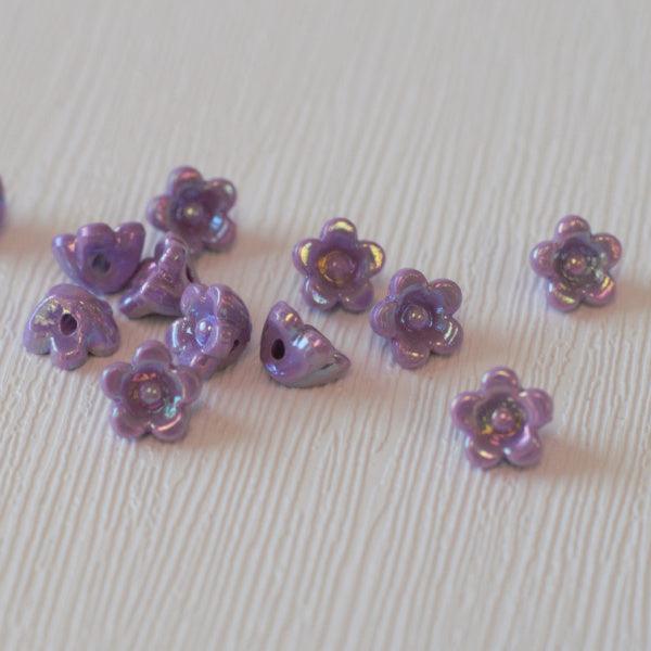 Acrylic Button Flower Beads - Lilac Purple Iridescent - Humpday Beads