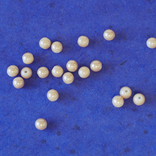 6mm Round Glass Beads - Ivory Luster